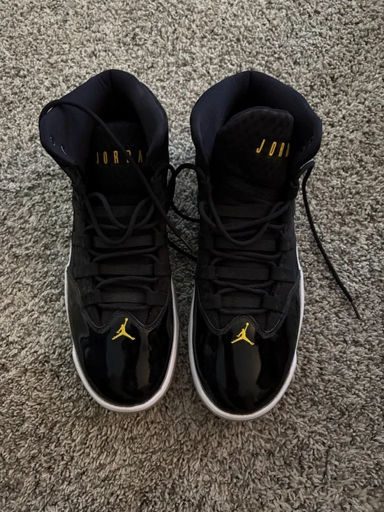 Jordan Max Aura Black and Gold High-Top Basketball Shoes - Picture 1 of 5